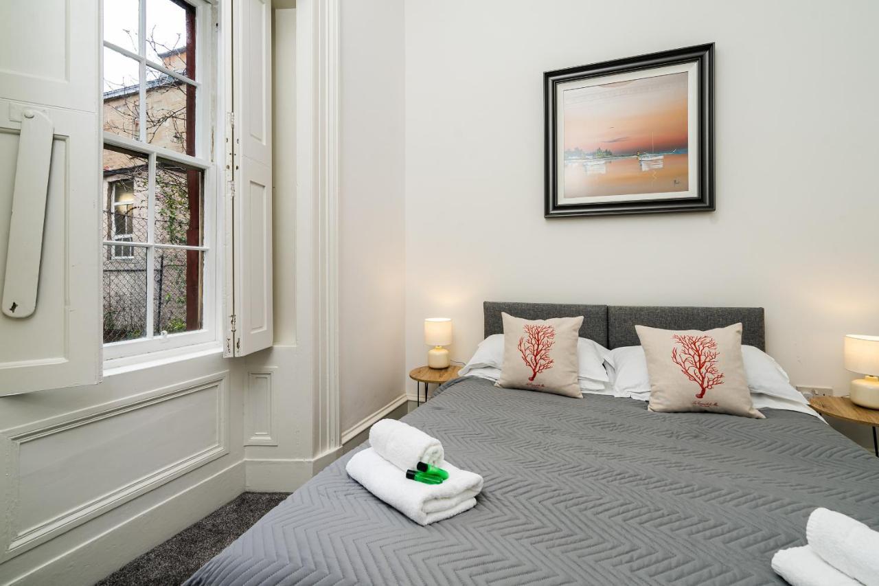 The Renfrew Residence 4-Bedroom, City Centre 格拉斯哥 外观 照片